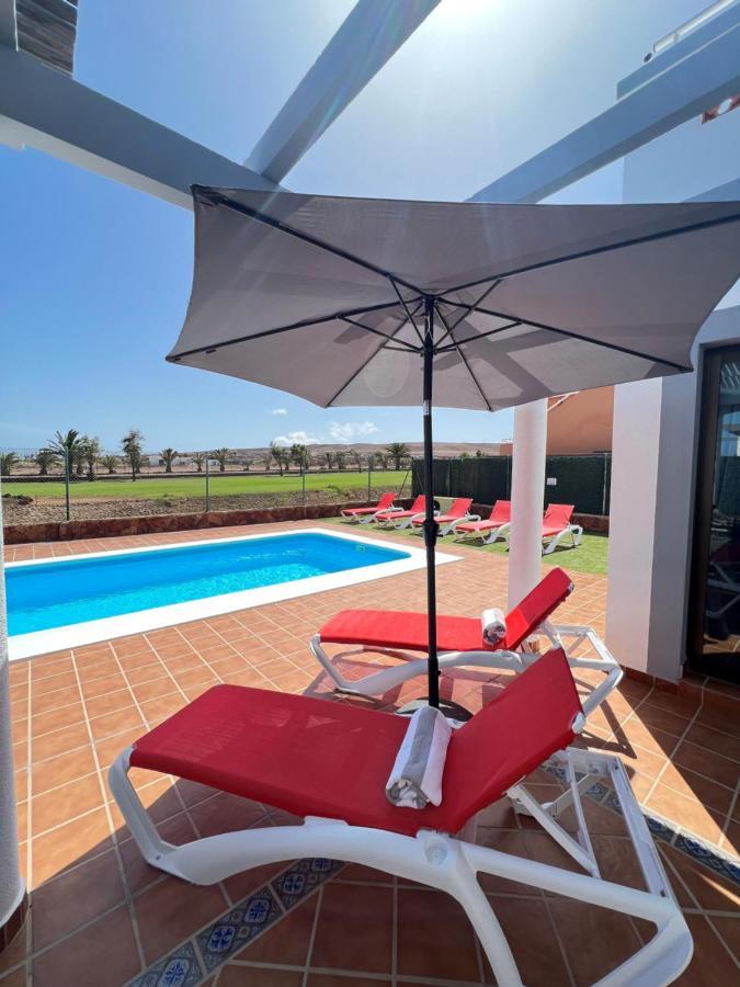 Villa Eva - New To The Market, Fully Refurbished Licensed Villa - Private Pool Caleta De Fuste Bagian luar foto