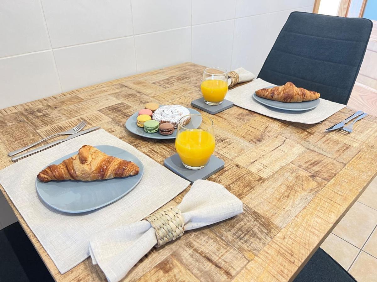 Villa Eva - New To The Market, Fully Refurbished Licensed Villa - Private Pool Caleta De Fuste Bagian luar foto